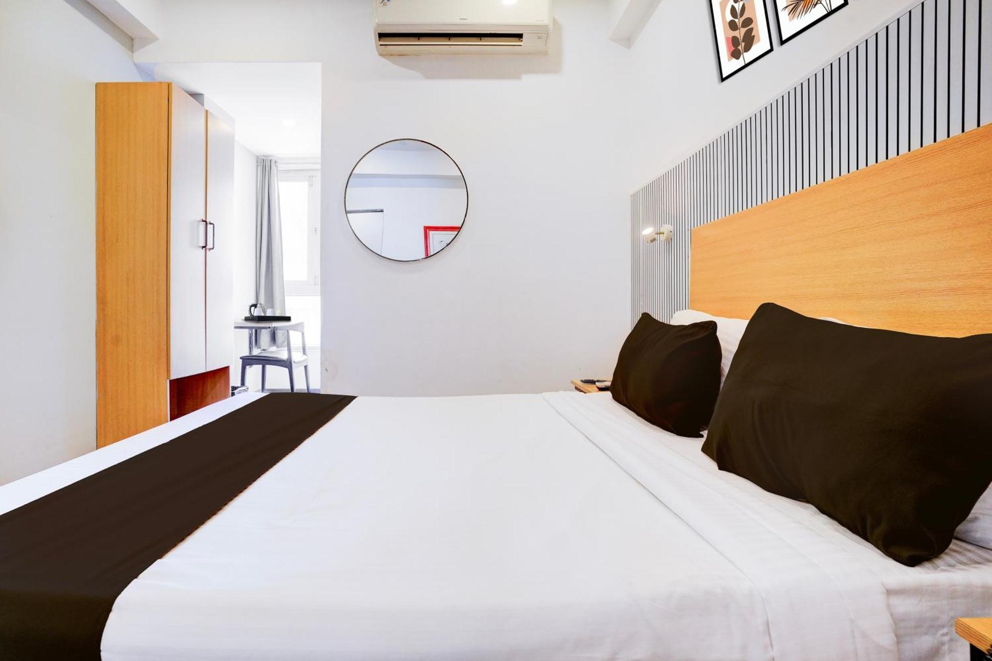 Townhouse Khar The Habitat Hotel Mumbai Ngoại thất bức ảnh