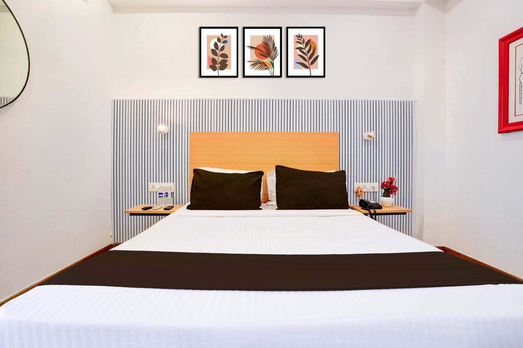 Townhouse Khar The Habitat Hotel Mumbai Ngoại thất bức ảnh