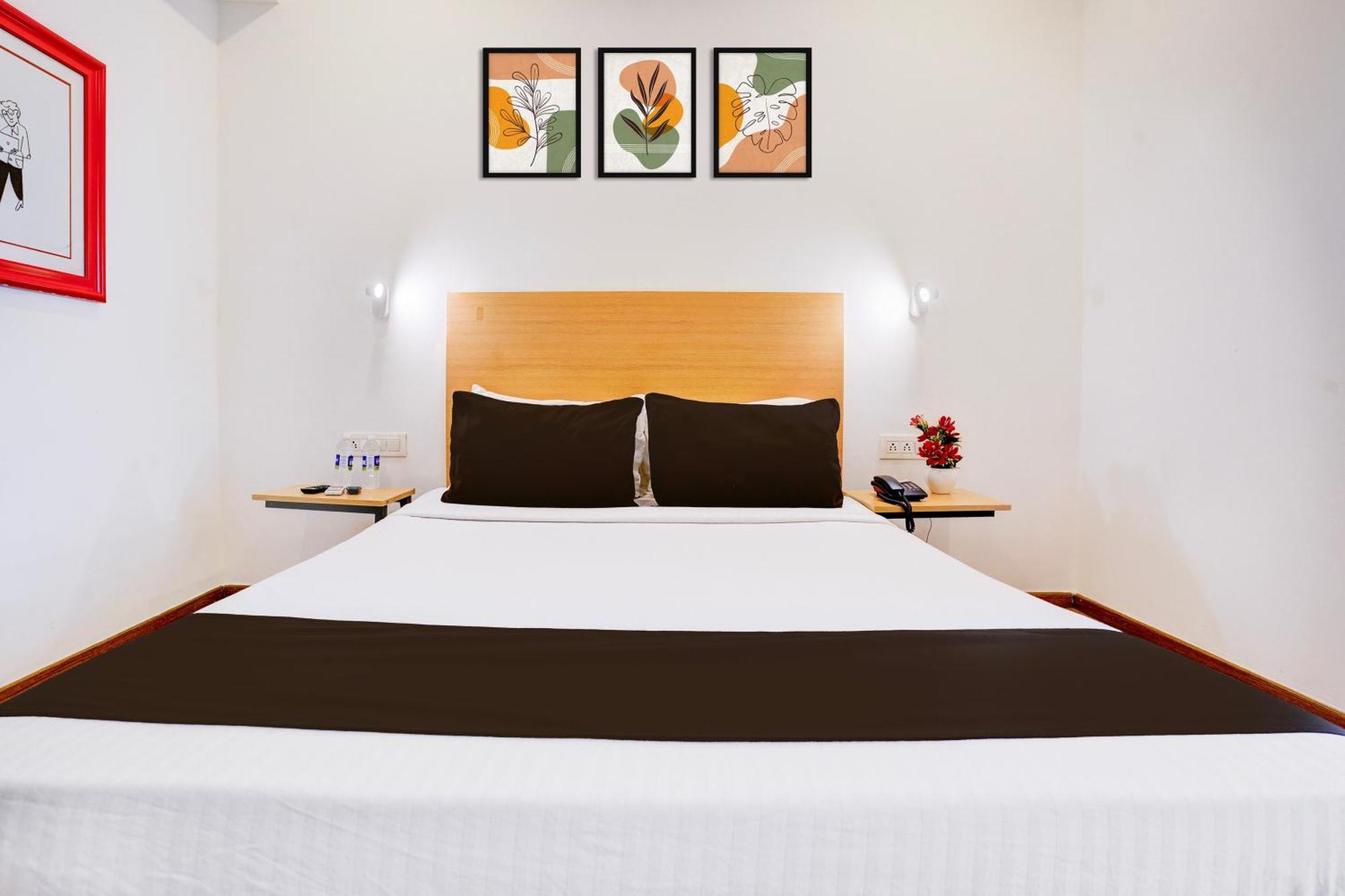 Townhouse Khar The Habitat Hotel Mumbai Ngoại thất bức ảnh